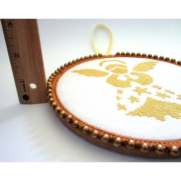 Vintage Needlepoint - Embroidery of Gold Angel - Round Hoop Frame - Nursery Wall - Picture 6 of 7